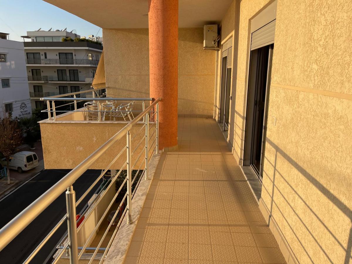 Wave Apartments Saranda Eksteriør billede