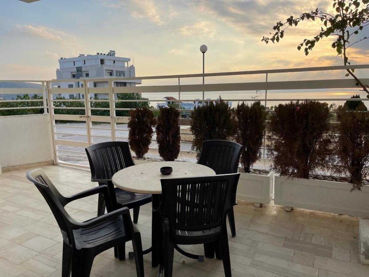Wave Apartments Saranda Eksteriør billede